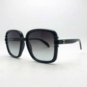 Gucci GG 1066S 001